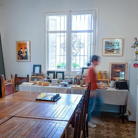 Bed and Breakfast Verdi 254 *