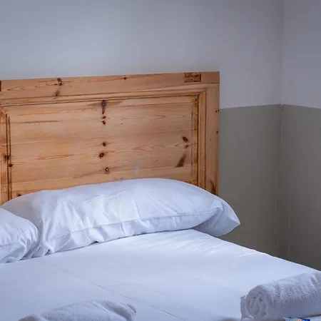 Verdi 254 Bed & Breakfast Barcelona