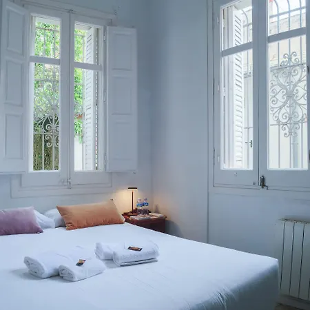 Verdi 254 Bed & Breakfast Barcelona